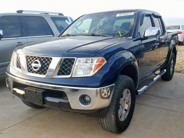 1N6AD07W77C455114 - 2007 NISSAN FRONTIER C BLUE photo 2