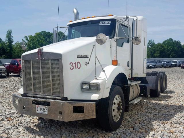 1XKDDU9X3BJ290085 - 2011 KENWORTH CONSTRUCTI WHITE photo 2