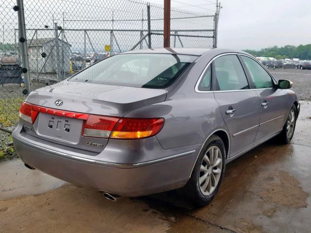 KMHFC46F67A162378 - 2007 HYUNDAI AZERA SE GRAY photo 4