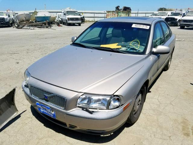 YV1TS94D811205547 - 2001 VOLVO S80 GOLD photo 2