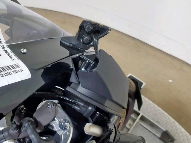 JYARN39E0JA003562 - 2018 YAMAHA YZFR1 BLACK photo 16