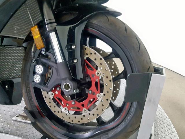 JYARN39E0JA003562 - 2018 YAMAHA YZFR1 BLACK photo 17