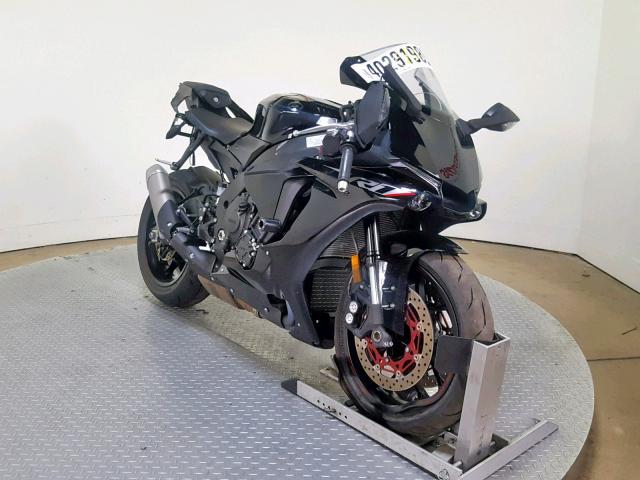 JYARN39E0JA003562 - 2018 YAMAHA YZFR1 BLACK photo 2