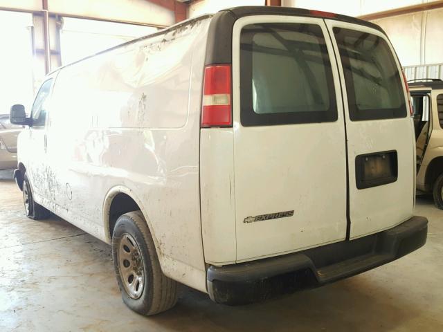 1GCUGADX9A1130557 - 2010 CHEVROLET EXPRESS G1 WHITE photo 3