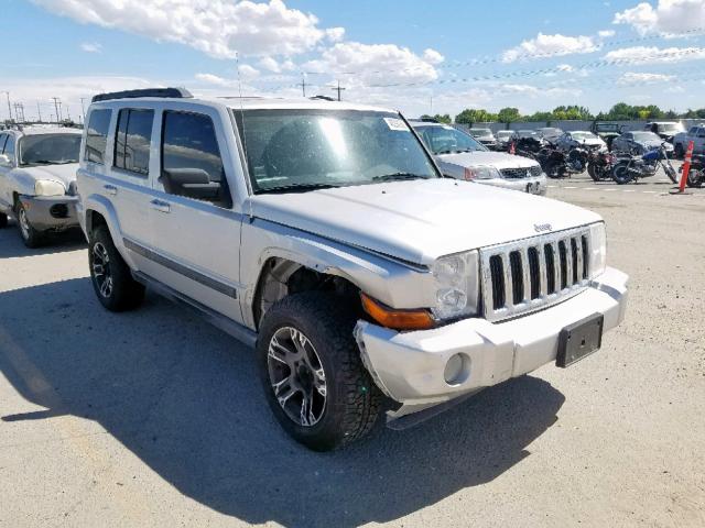 1J8HG48N18C239825 - 2008 JEEP COMMANDER SILVER photo 1