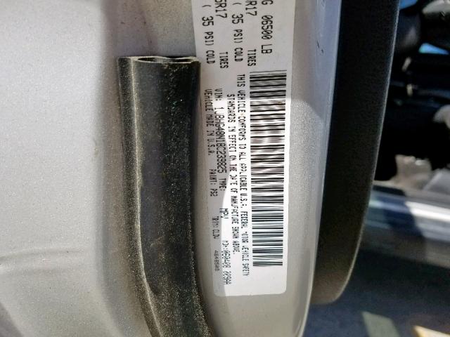 1J8HG48N18C239825 - 2008 JEEP COMMANDER SILVER photo 10