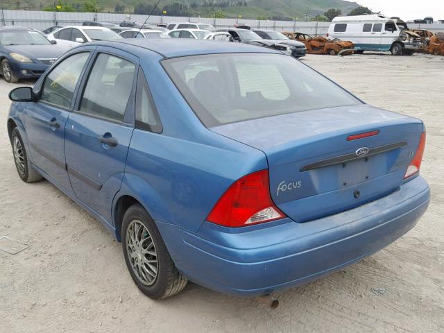 1FAFP33P4YW405289 - 2000 FORD FOCUS LX BLUE photo 3