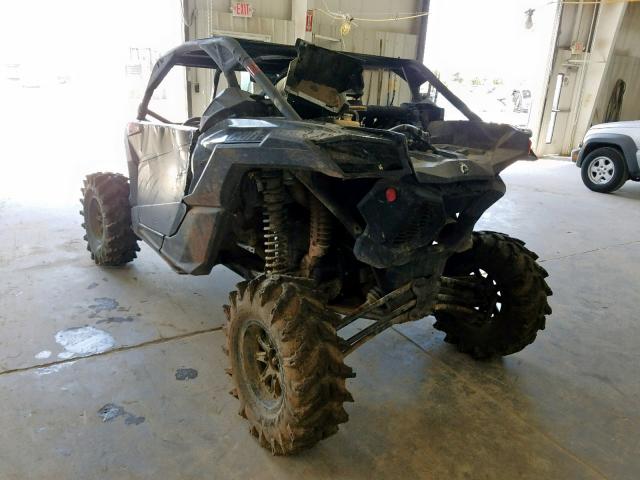 3JBVDAW21HK001416 - 2017 CAN-AM MAVERICK X BLACK photo 3