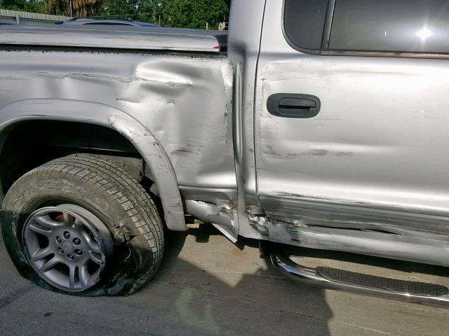 1B7HG48N22S614433 - 2002 DODGE DAKOTA QUA SILVER photo 9