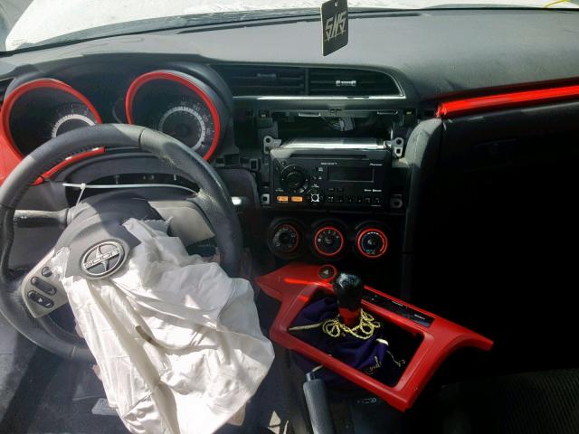 JTKJF5C71C3034016 - 2012 TOYOTA SCION TC WHITE photo 9