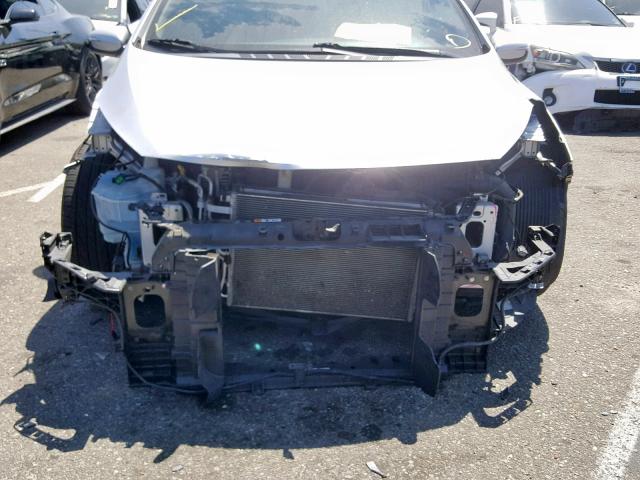 KNAFX6A83E5189196 - 2014 KIA FORTE EX SILVER photo 9