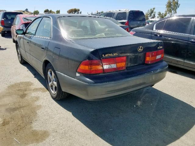 JT8BF28G6W5037181 - 1998 LEXUS ES 300 BLACK photo 3