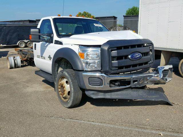 1FDUF5GTXGEA36736 - 2016 FORD F550 SUPER WHITE photo 1