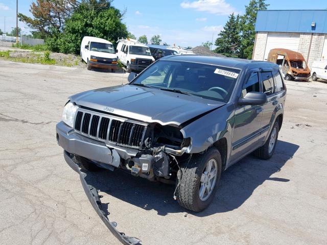 1J8GR48K07C679819 - 2007 JEEP GRAND CHER GRAY photo 2