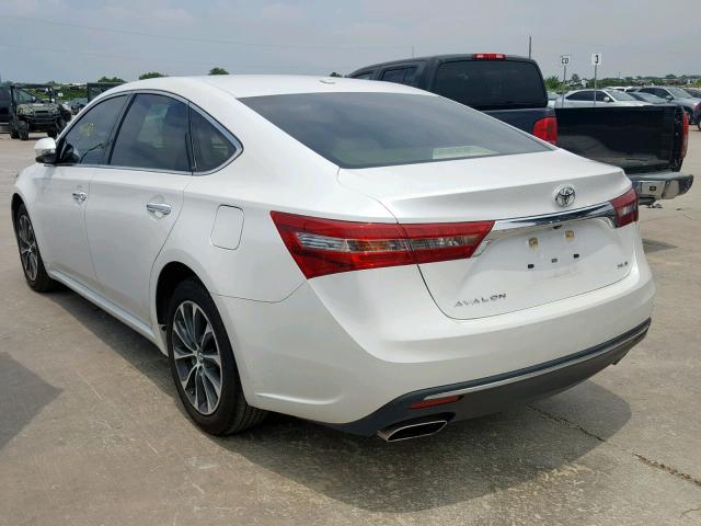 4T1BK1EB9HU259511 - 2017 TOYOTA AVALON XLE WHITE photo 3