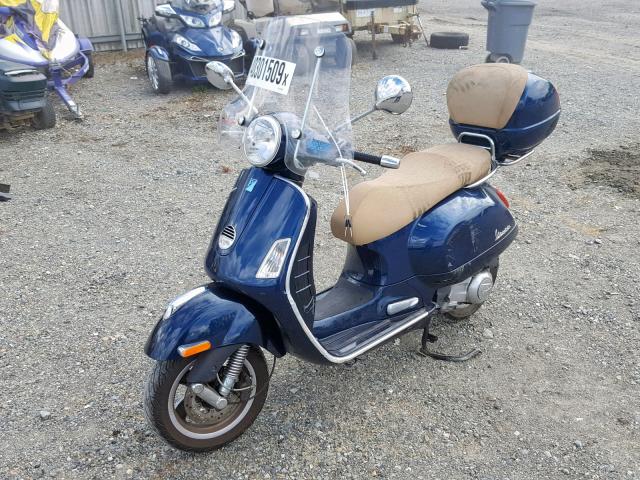 ZAPM459L495008262 - 2009 VESPA GTS 250 BLUE photo 2