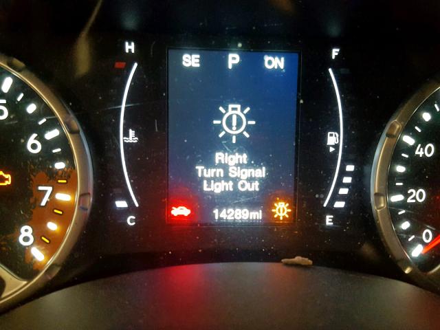 ZACCJBAB2JPH27562 - 2018 JEEP RENEGADE S 银色 照片 8