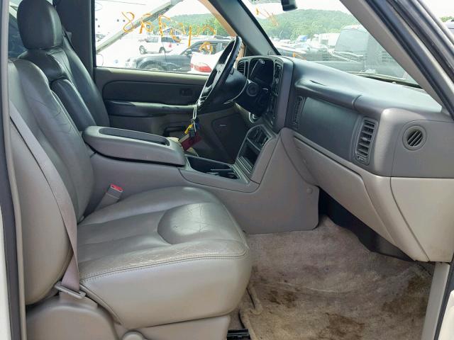 1GKEC16Z23J290205 - 2003 GMC YUKON XL C WHITE photo 5