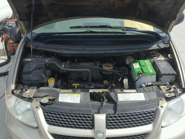 1D4GP453X3B139763 - 2003 DODGE CARAVAN SP TAN photo 7