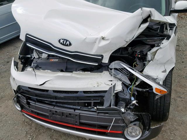KNDJX3AA3J7551217 - 2018 KIA SOUL ! Ağ foto 9