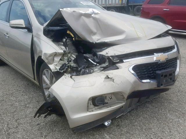 1G11E5SA3GF142870 - 2016 CHEVROLET MALIBU LIM 金色 照片 9