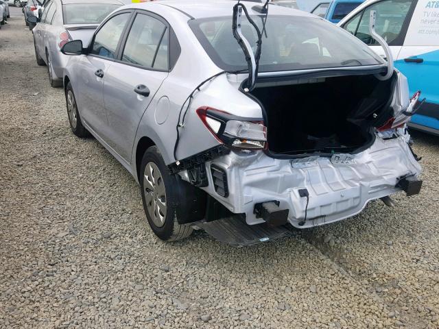 3KPA24AB1JE080519 - 2018 KIA RIO LX SILVER photo 3