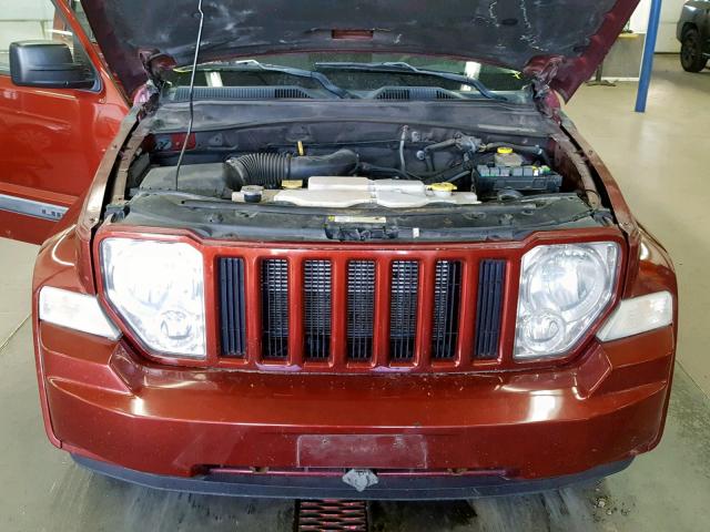 1J8GN28K18W289358 - 2008 JEEP LIBERTY SP BURGUNDY photo 7