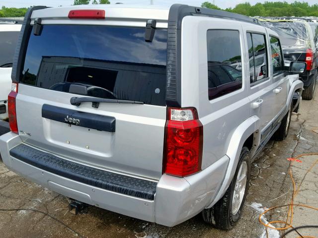 1J8HG48K28C132627 - 2008 JEEP COMMANDER 银色 照片 4