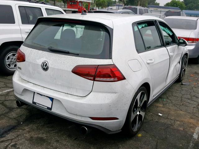 3VW447AUXJM290839 - 2018 VOLKSWAGEN GTI S/SE WHITE photo 4