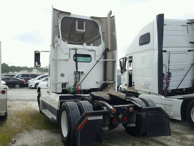 1FUWDMDA5YPF77789 - 2000 FREIGHTLINER CONVENTION WHITE photo 3