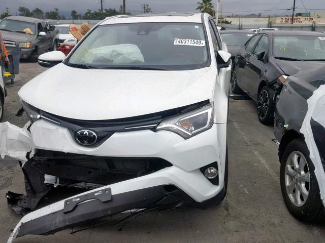 JTMWFREV7JD131082 - 2018 TOYOTA RAV4 ADVEN WHITE photo 2