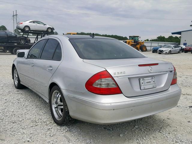 WDBUF87X69B365977 - 2009 MERCEDES-BENZ E 350 4MAT GRAY photo 3