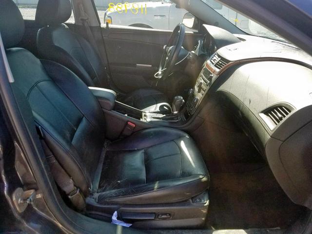 1G1ZE5E14BF131626 - 2011 CHEVROLET MALIBU LTZ ნაცრისფერი ფოტო 5