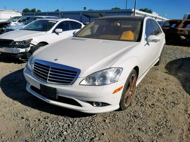 WDDNG71X38A207953 - 2008 MERCEDES-BENZ S 550 WHITE photo 2