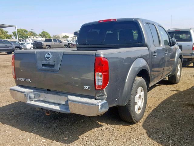 1N6AD07U85C461239 - 2005 NISSAN FRONTIER C GRAY photo 4