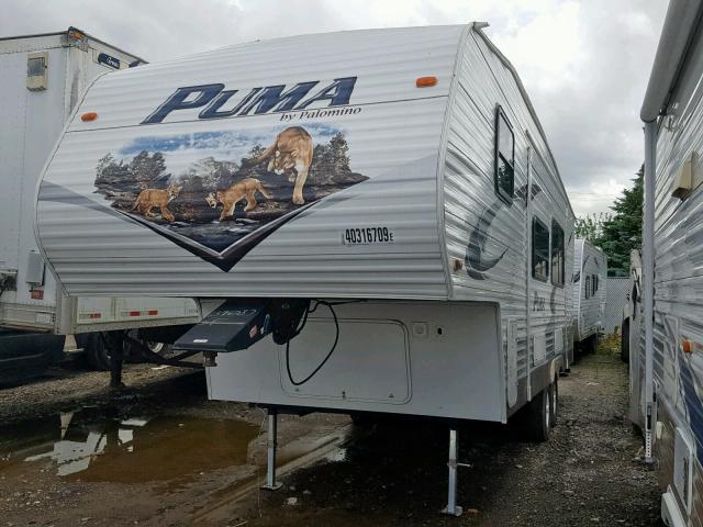 4X4FPUA22CP036422 - 2012 PUMA PALOMINO WHITE photo 2