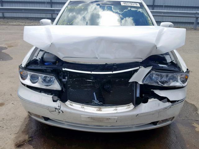 KMHFC46F47A178580 - 2007 HYUNDAI AZERA SE WHITE photo 9