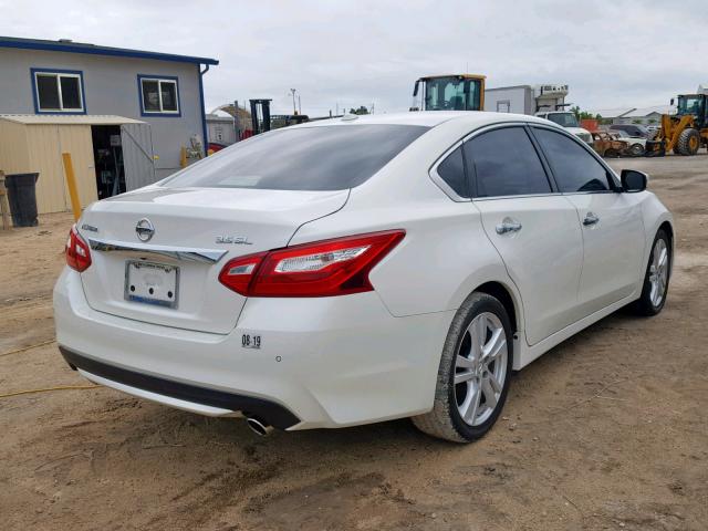 1N4BL3AP4HC292328 - 2017 NISSAN ALTIMA 3.5 WHITE photo 4