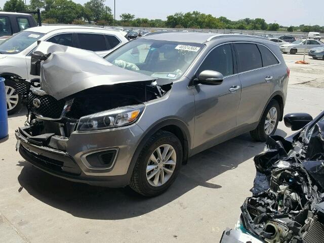 5XYPG4A36HG296299 - 2017 KIA SORENTO LX BROWN photo 2