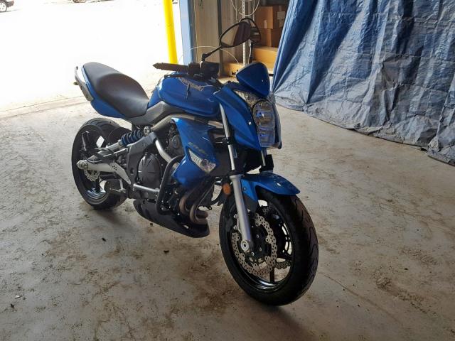 JKAEREC189DA35644 - 2009 KAWASAKI ER650 C BLUE photo 1