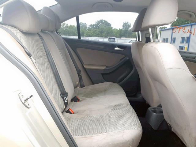 3VW2K7AJ6DM200044 - 2013 VOLKSWAGEN JETTA BASE BEIGE photo 6