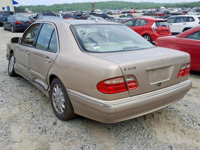 WDBJF65J3YB124544 - 2000 MERCEDES-BENZ E 320 GOLD photo 3