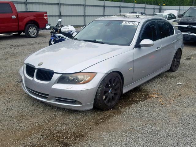 WBAVD53518A009825 - 2008 BMW 335 XI SILVER photo 2