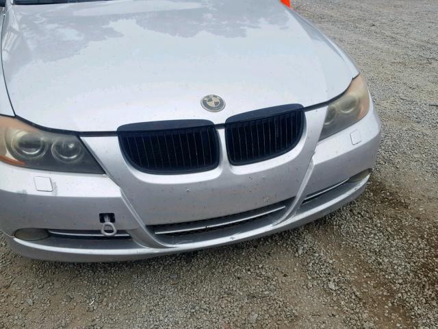 WBAVD53518A009825 - 2008 BMW 335 XI SILVER photo 9