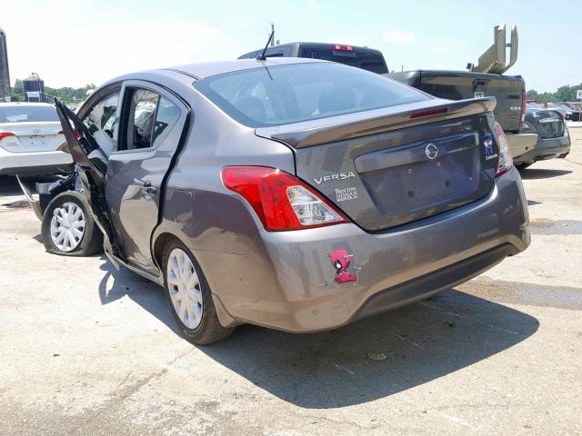 3N1CN7AP8HL898951 - 2017 NISSAN VERSA S SILVER photo 3