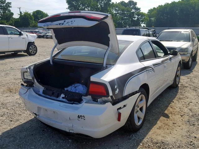 2C3CDXAG9EH184612 - 2014 DODGE CHARGER PO WHITE photo 4