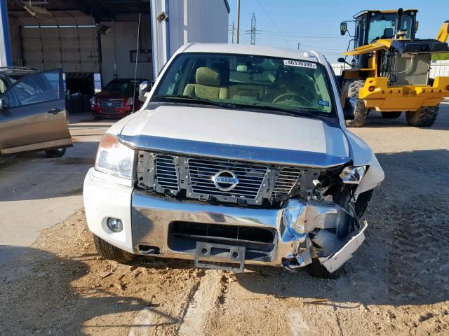 1N6BA0EC5DN304682 - 2013 NISSAN TITAN S WHITE photo 9