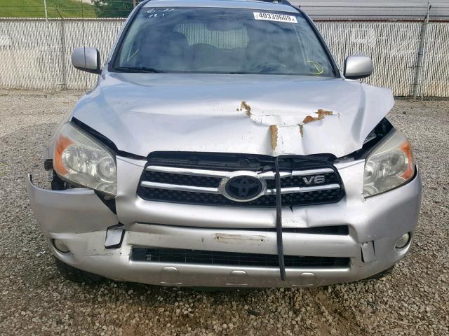 JTMBK31V585070994 - 2008 TOYOTA RAV4 LIMIT SILVER photo 9