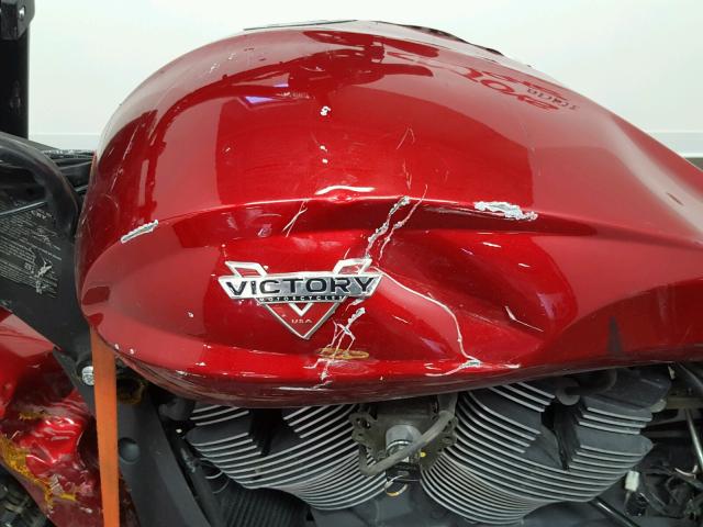 5VPDW36N2D3019336 - 2013 VICTORY MOTORCYCLES CROSS COUN RED photo 14