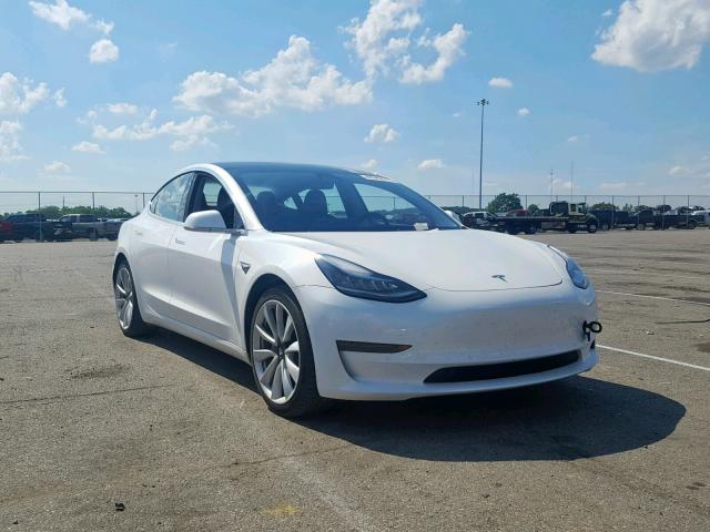 5YJ3E1EA7JF025115 - 2018 TESLA MODEL 3 WHITE photo 1